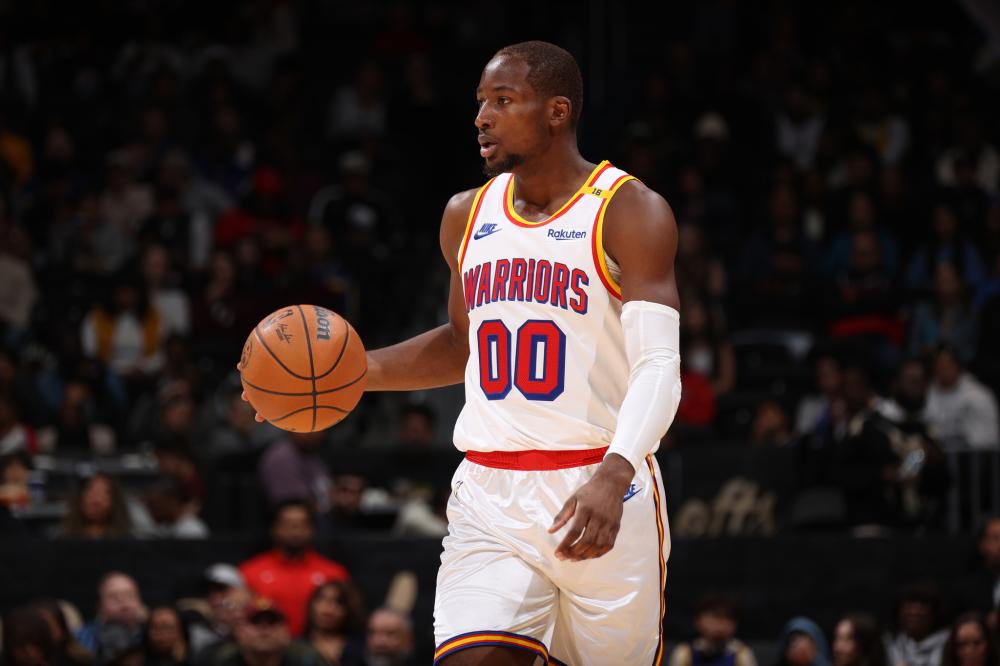 中表现出超 中表现出超