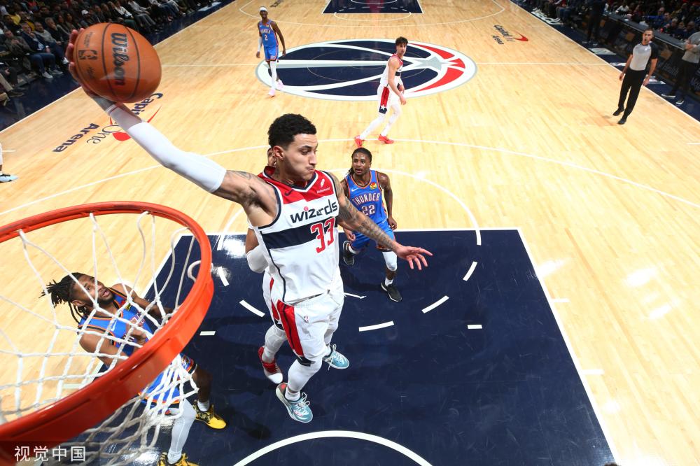 不仅限于她 不仅限于她