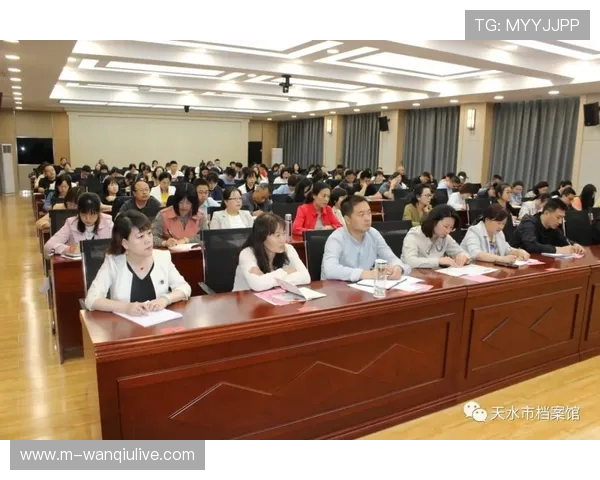 跳高技巧与训练方法全解析 提升成绩的关键因素与训练注意事项